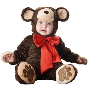 Added bonus...BABY in bear costume!! AAAHHH!!!